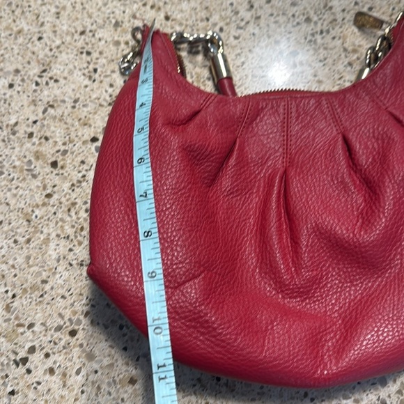 Red pebbled leather Michael kors bag - Picture 7 of 10
